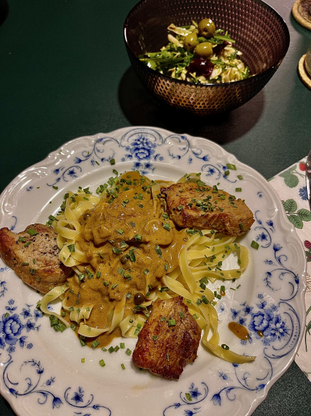 Schweinemedaillons/Pfeffersoße